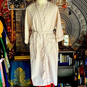 Vintage Men’s Robe by Diplomat Cream & Brown Pin Stripes Chest 56”